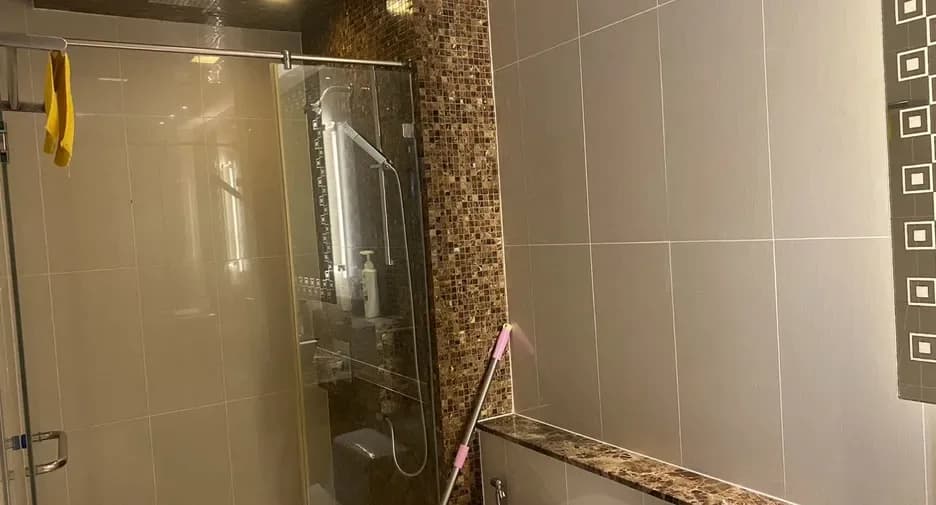 One Bedroom (54 m²)