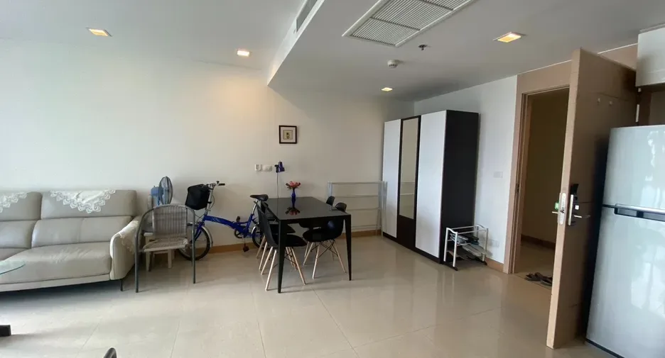 One Bedroom (54 m²)