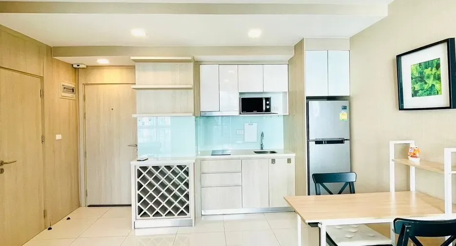 One Bedroom (34 m²)