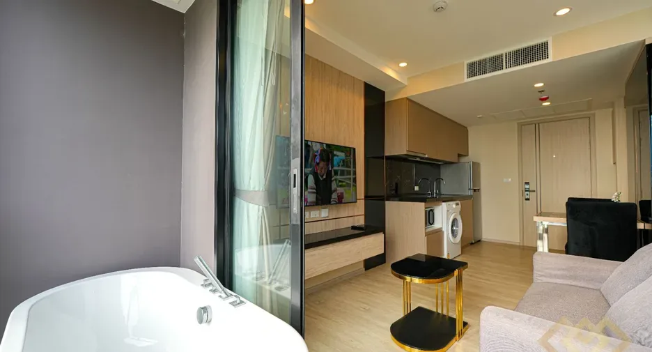 One Bedroom (34 m²)
