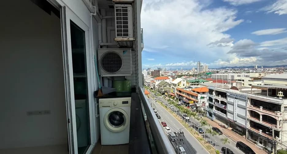 Two Bedroom (58 m²)