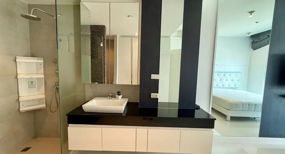 Two Bedroom (58 m²)