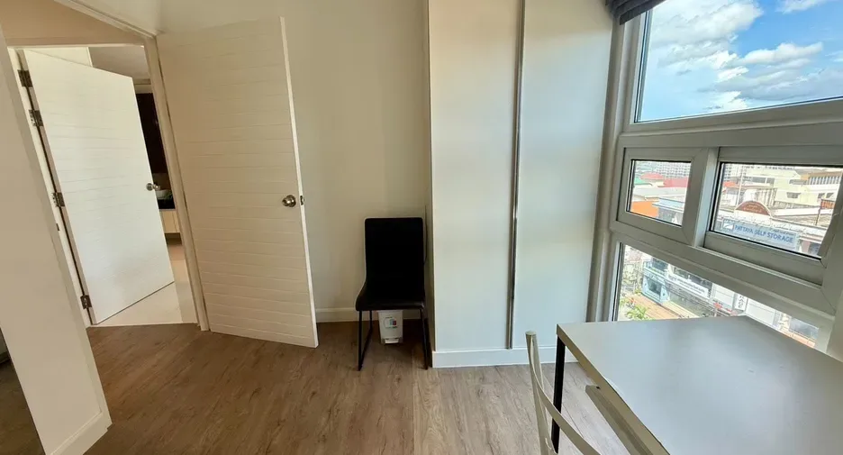 Two Bedroom (58 m²)