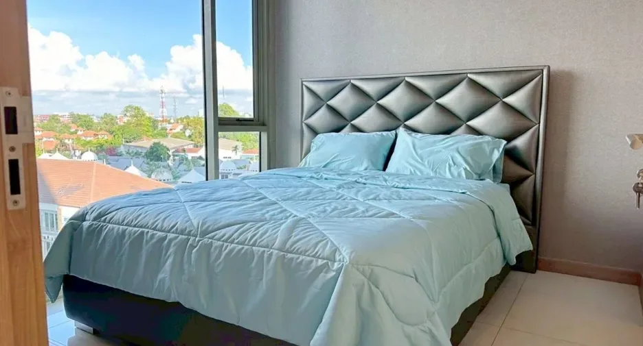 One Bedroom (35 m²)