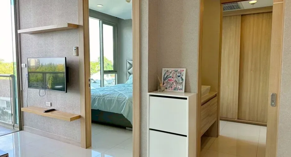 One Bedroom (35 m²)