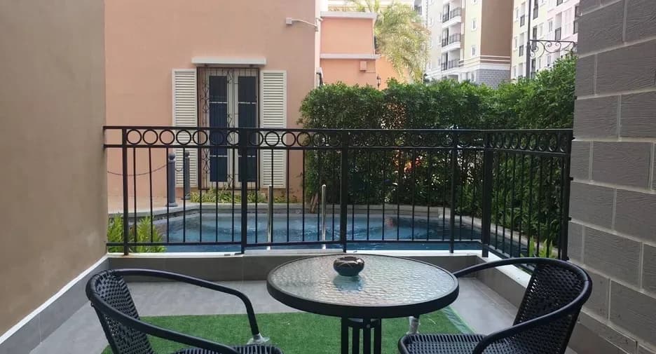 Three Bedroom (86 m²)