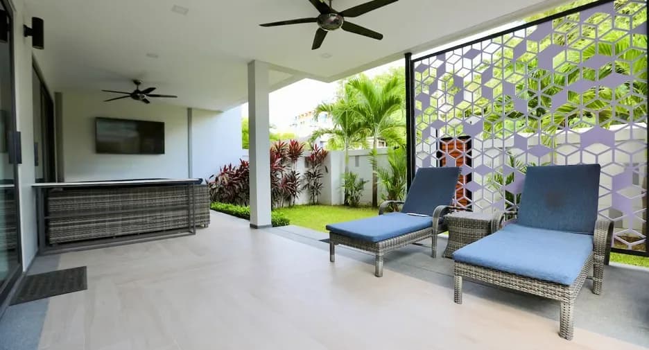 Five Bedroom (320 m²)