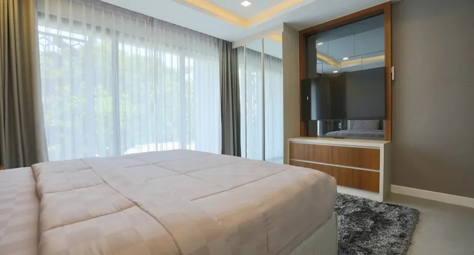 Five Bedroom (320 m²)