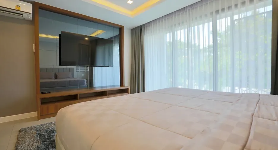 Five Bedroom (320 m²)