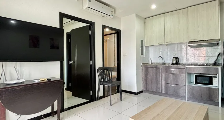 One Bedroom (42 m²)