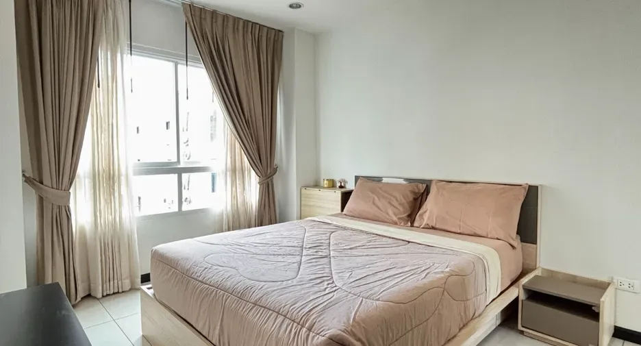 One Bedroom (42 m²)