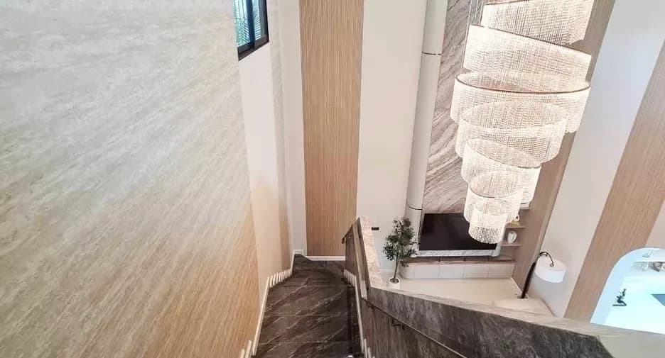4 Bedroom (342 m²)