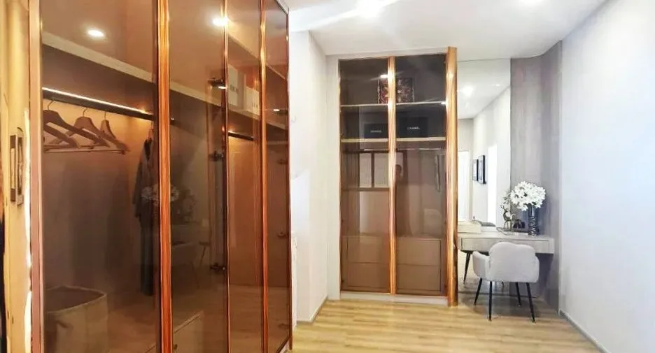 4 Bedroom (342 m²)