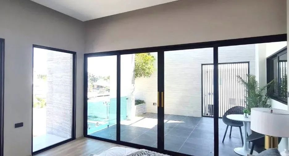 4 Bedroom (342 m²)