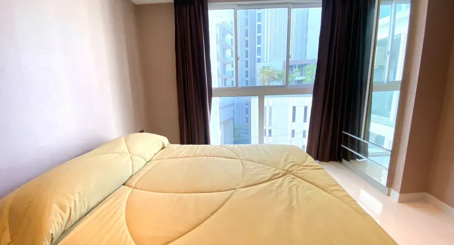 One Bedroom (32 m²)
