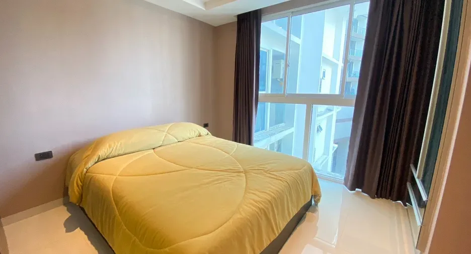 One Bedroom (32 m²)