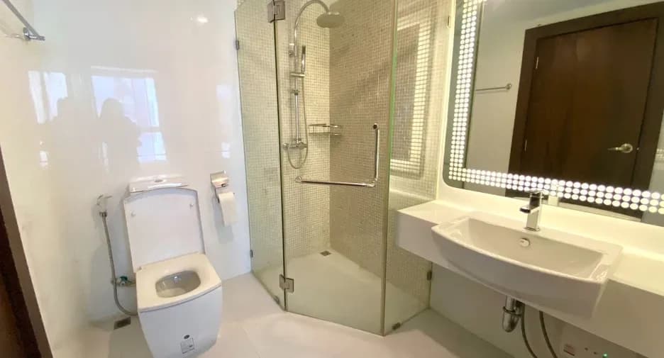 One Bedroom (32 m²)