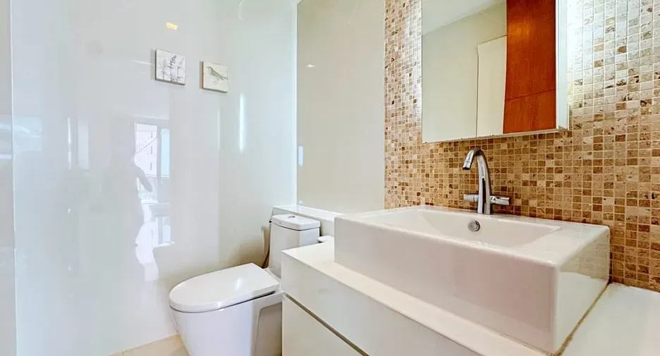 Two Bedroom (124 m²)