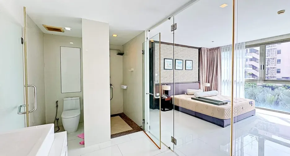 Two Bedroom (124 m²)