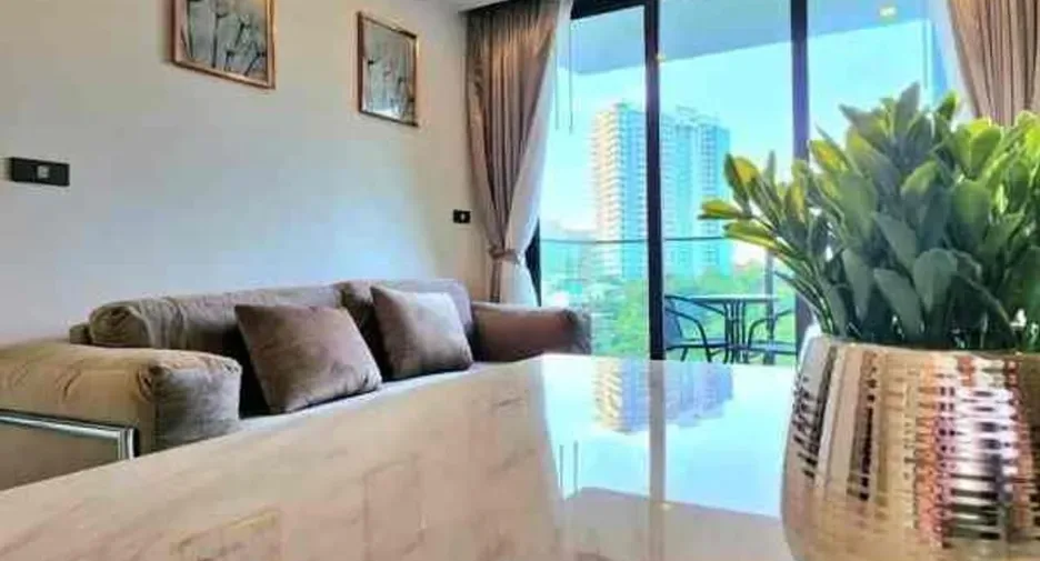 One Bedroom (39 m²)