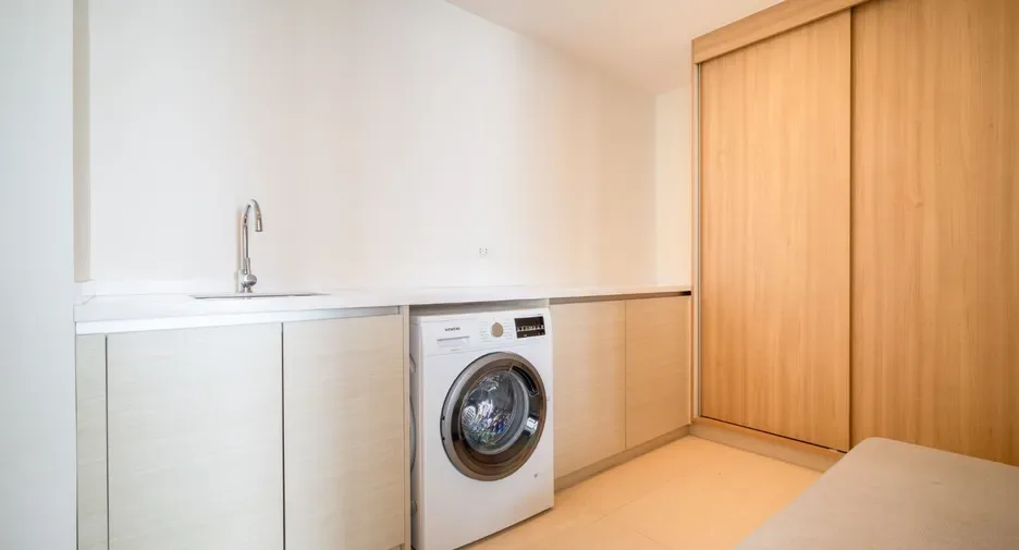 Three Bedroom (164 m²)