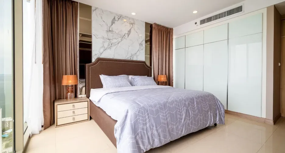Three Bedroom (164 m²)