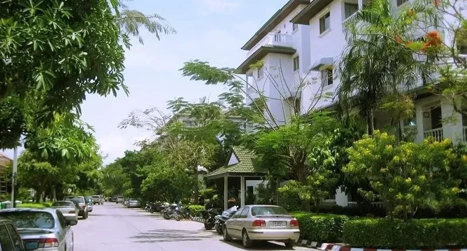 Baan Suan Lalana