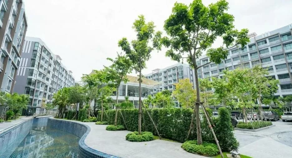 Dusit Grand Park 1