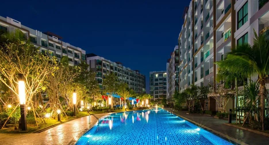 Dusit Grand Park 1
