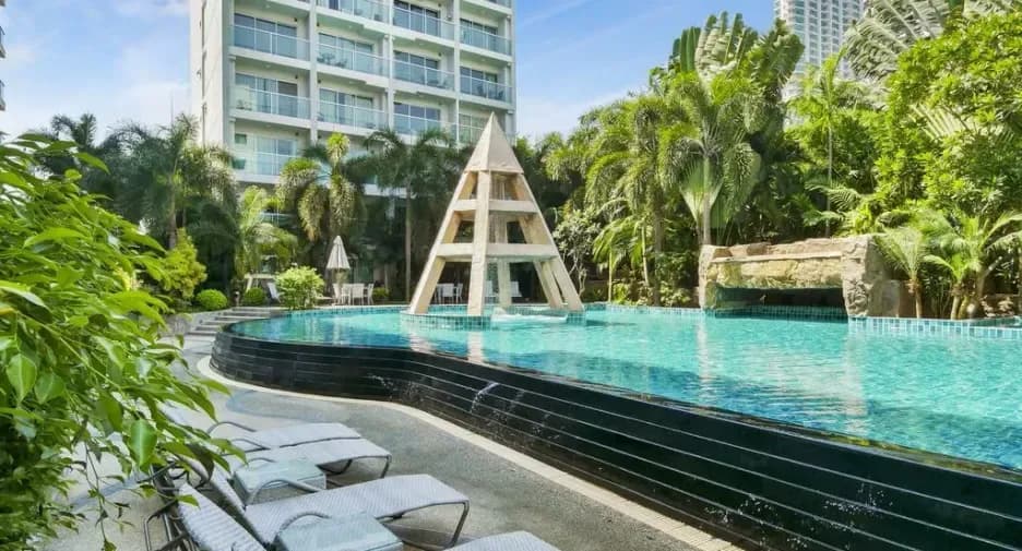 Club Royal Condominium