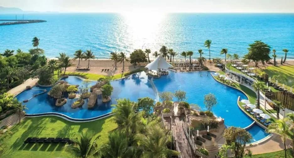 Mövenpick Residences & Pool Villas