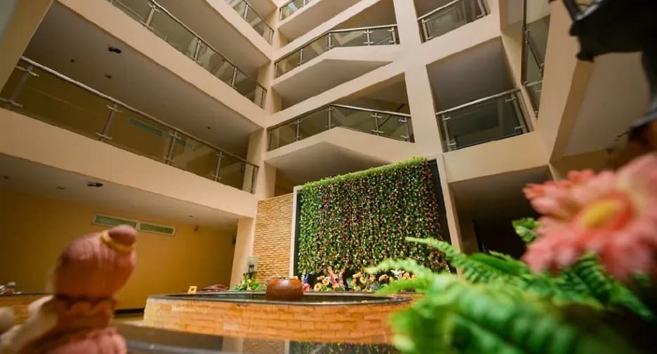 Hyde Park Residence 2