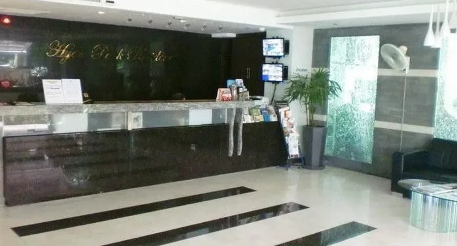 Hyde Park Residence 1