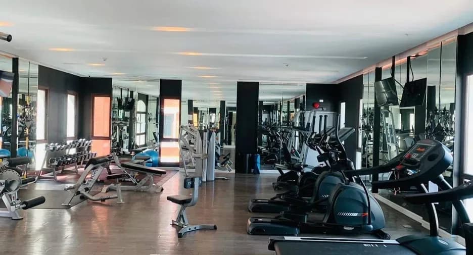 Espana condo