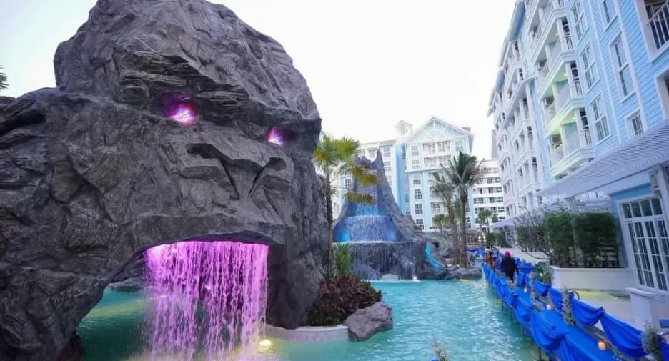 Grand Florida Beachfront