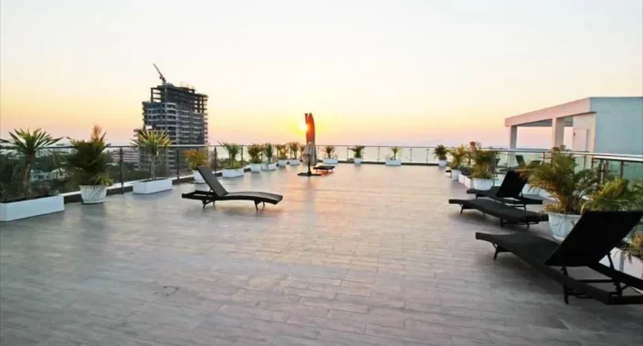 Sunset Boulevard Residence 2