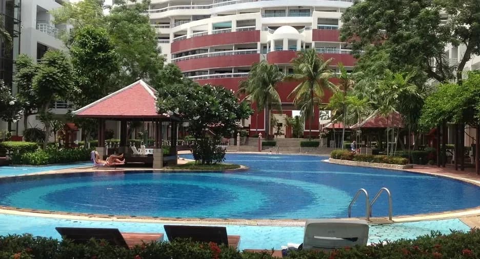 Metro Jomtien Condotel