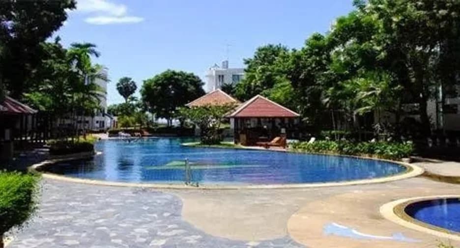 Metro Jomtien Condotel
